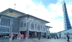 Jelang Idul Adha, Wagub Dukung Penyemprotan Disinfektan di Mesjid