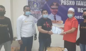 Arwin Berikan Bantuan APD ke RSUD Kendari