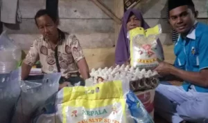 KNPI Mubar Sumbang Panti Asuhan dan Korban Kebakaran