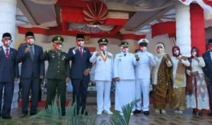 LPTK Wakatobi Raih Penghargaan Satya Lancana