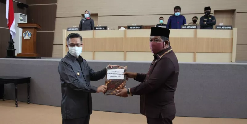 Wali Kota Serahkan KUA PPAS APBD 2021