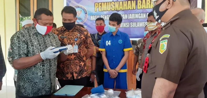 BNNP Sultra Musnahkan 951,27 Gram Sabu