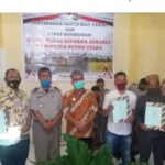 penyerahan sertifikat BPN Butur Serahkan 614 Sertifikat