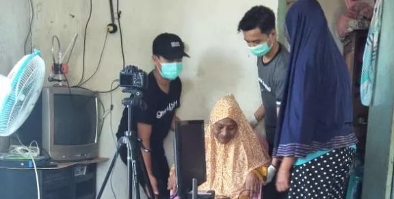 Disdukcapil Lakukan Perekaman E- KTP ke Rumah Warga