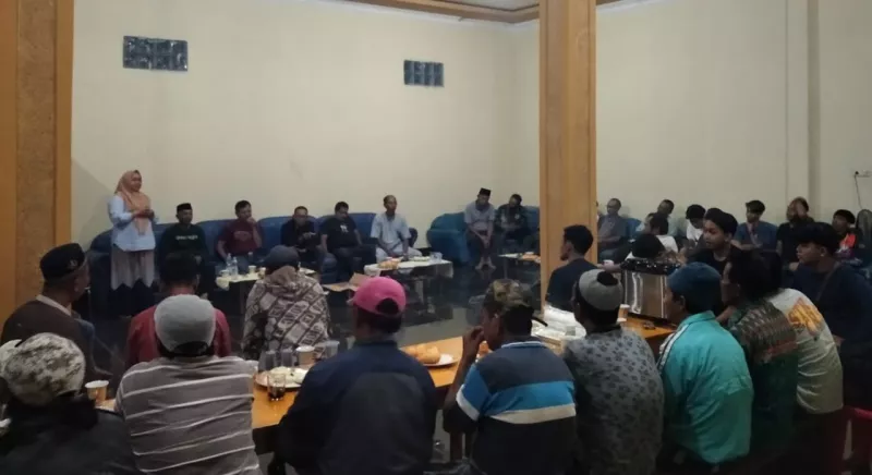 Wabup Koltim Silahturahmi dengan Tomas Ladongi