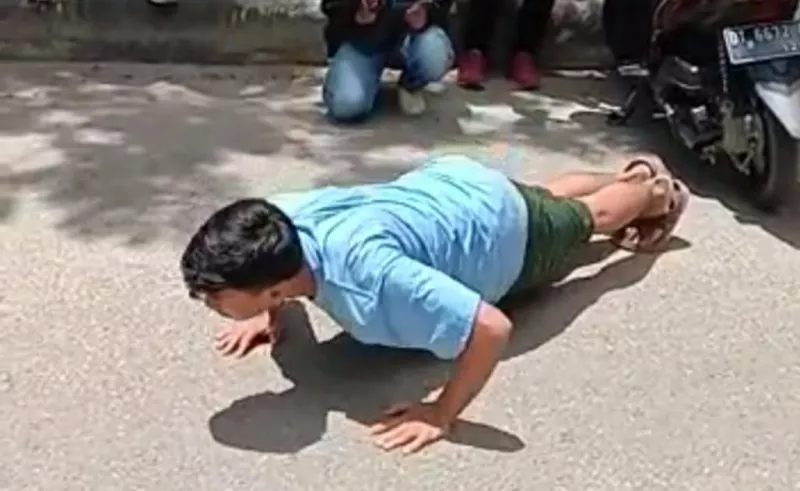 Sanksi Perwali Mulai Diterapkan 6 Warga Disanksi Push Up