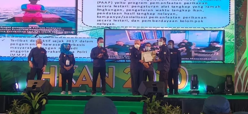 KLHK Berikan Penghargaan ke Nelayan di Wakatobi