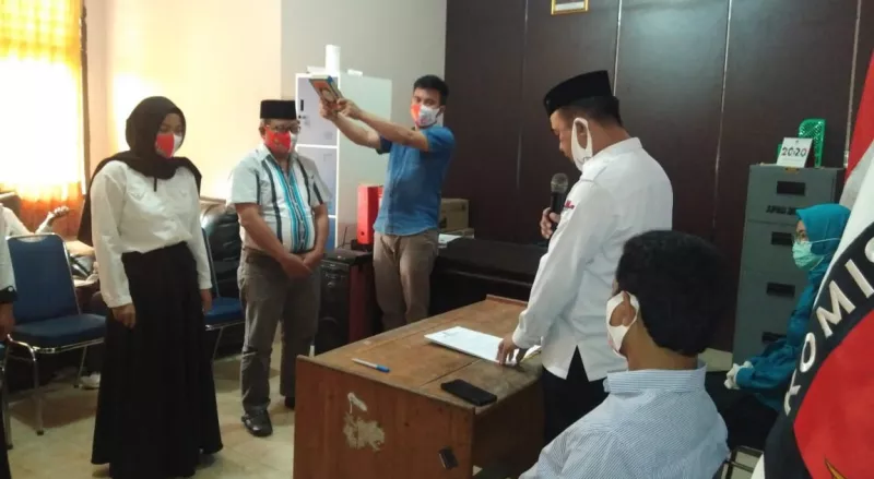 Tiga PPS Pengati Antar Waktu di Konsel dilantik