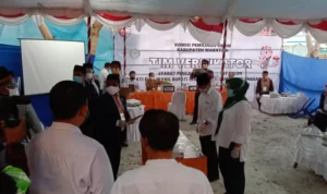 Diusung 3 Partai, Haliana-Ilmiati Daud Mendaftar di KPU Wakatobi