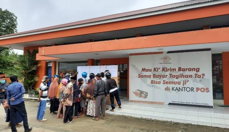 Kantor Pos Kendari Salurkan BST Tahap 6