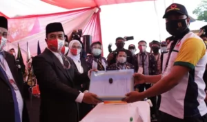 penyerahan berkas KPU Konsel Terima Berkas Dua Bakal Paslon