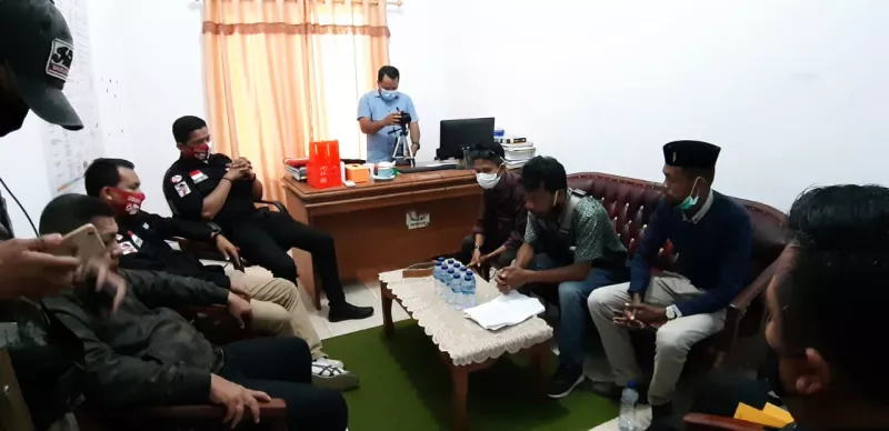 Proses Verifikasi Berkas Calon Pilkada Muna Dipertanyakan