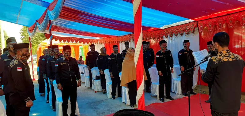 LPM, RW dan RT Punggaloba Dilantik