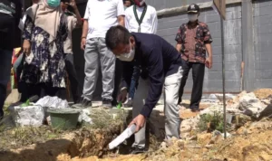 IMG-20201017-WA0009 Wali Kota Letakan Batu Pertama Masjid KAHMI