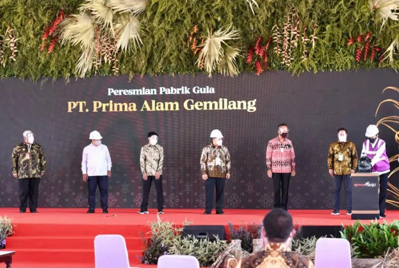 Presiden Jokowi Resmikan Pabrik Gula di Bombana