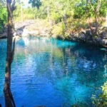 Danau Moko Muna SensaSi Berenang di Hamparan Kesejukan Air Biru Tosca