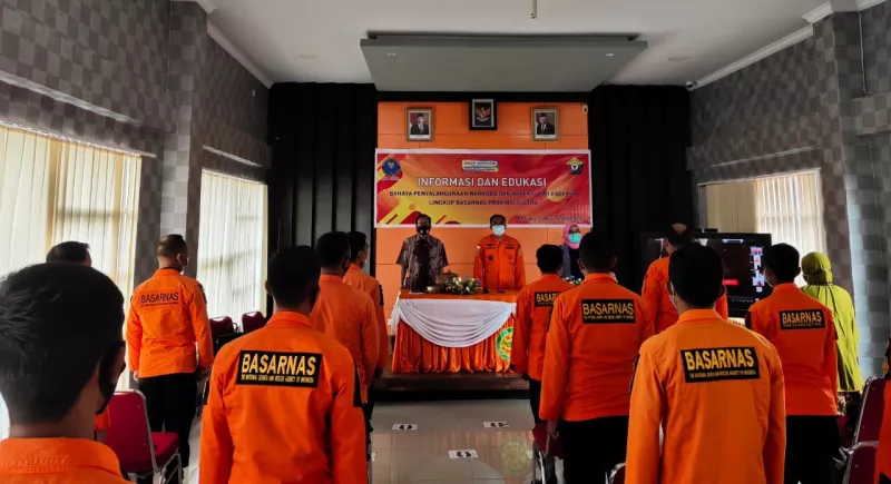 25 Personil Basarnas Kendari Jalani Pemeriksaan Urine