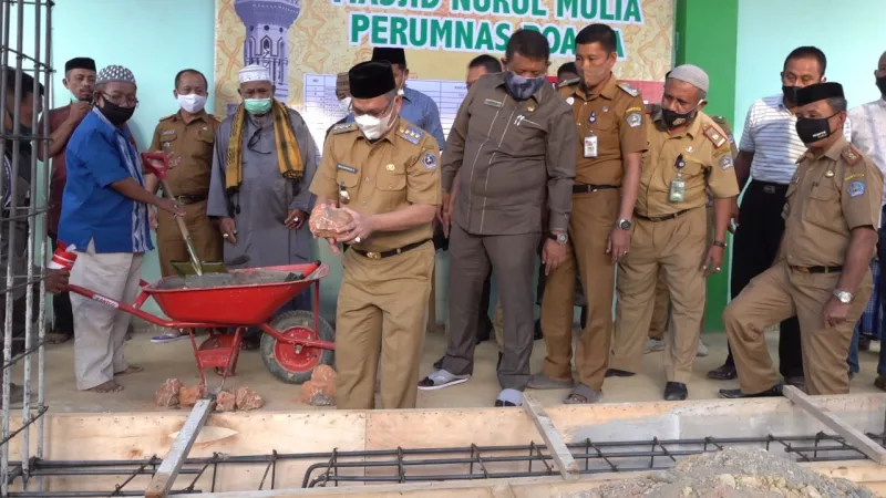 Walikota Dukung Pembangunan Menara Masjid Nurul Huda Poasia