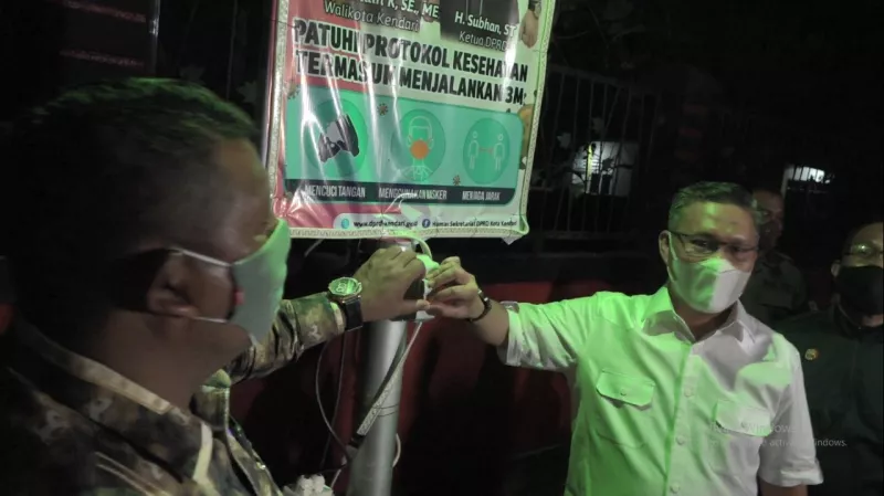 Program Kendari Terang Dimulai di Keluraha n Wowanggu