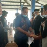 DPD Nasdem Mubar Bagi Bibit Jagung Kuning kepada Tani
