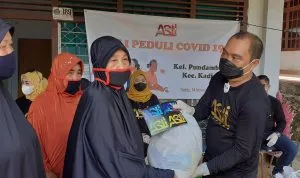 Asli Peduli Covid 19 Bagikan Sembako di 9 Kelurahan