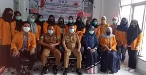 Perserta KKN Tematik UHO Edukasi Pencegahan Covid-19