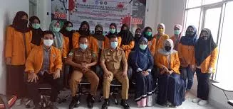 Perserta KKN Tematik UHO Edukasi Pencegahan Covid-19
