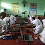 Gadget Hambat Belajar Daring Siswa Madrasah di Sultra