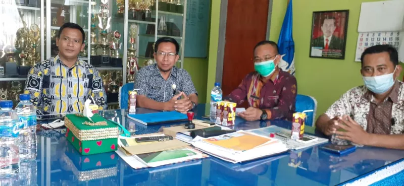 Dikmudora Kendari Verfikasi 8 Sekolah