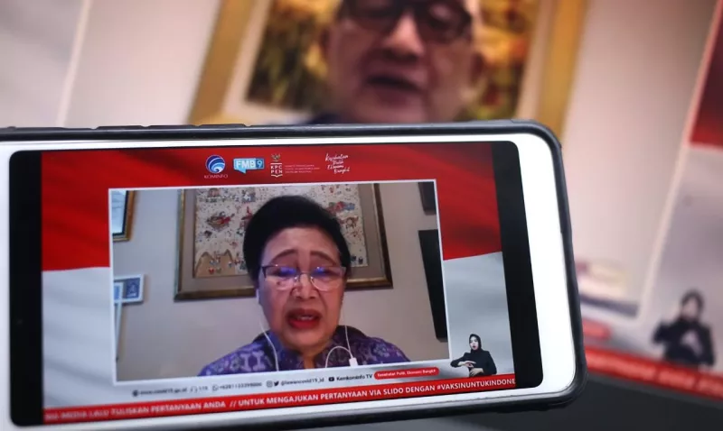 Berkenalan dengan Pahlawan Kesehatan Indonesia: Prof. Sri Rezeki Hadinegoro