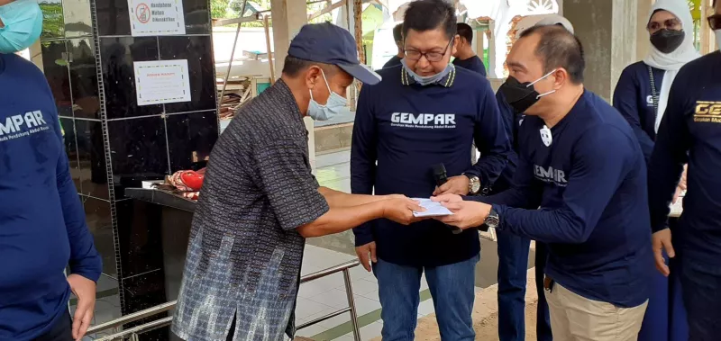 ASR, Gempar dan Asli Bantu Pembangunan Mesjid Akbar