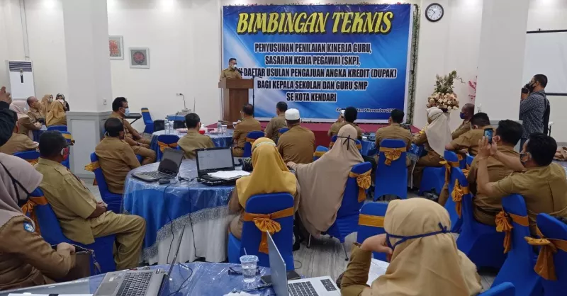 Wali Kota : Penilaian Kinerja Guru SMP Wajib Dilakukan