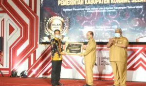 Gubernur Ali Mazi Ucapkan Selamat Kepada Bupati Surunuddin