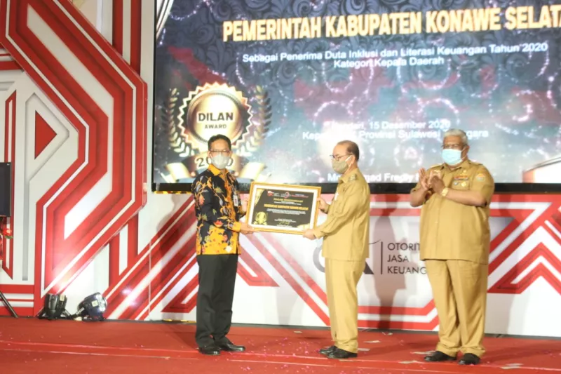 Gubernur Ali Mazi Ucapkan Selamat Kepada Bupati Surunuddin