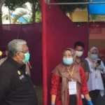 Ali Mazi Tinjau Pemungutan Suara di Konsel