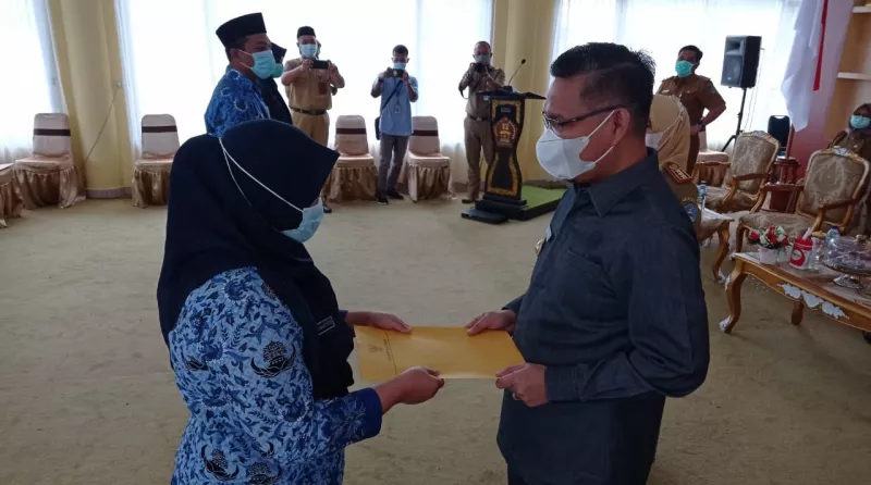 93 CPNSD Kendari Terima SK 80 Persen