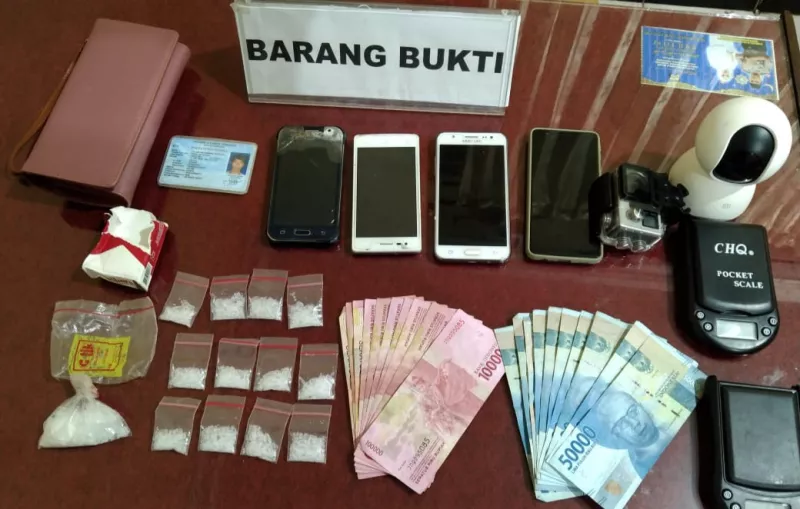 Ditresnarkoba Polda Sultra Amankan Perempuan Pengedar Narkoba