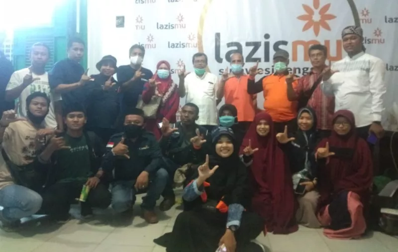 PW Muhammadiyah Sultra Salurkan Bantuan ke Sulbar