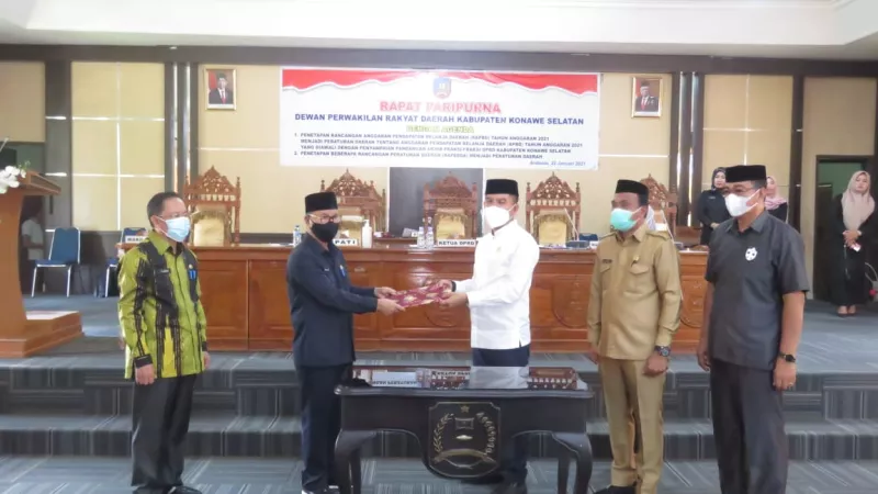 DPRD Konsel Tetapkan APBD 2021