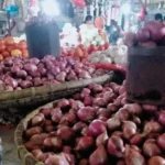 Harga Bawang di Pasar Mandonga Turun
