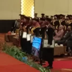 437 Mahasiswa Unsultra Diwisuda