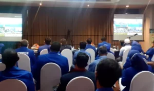 Zulkifli Hasan Minta Kader PAN Tidak Gontok-Gontokan