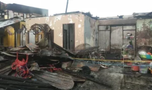 Tiga Rumah di Tipulu Dilahap Si Jago Merah