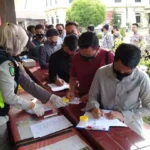 Puluhan Personel Polres Kendari Jalani Tes Urin