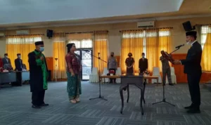 Ni Gusti Putu Dewi Saputri Resmi Dilantik Jadi Anggota DPRD Konsel