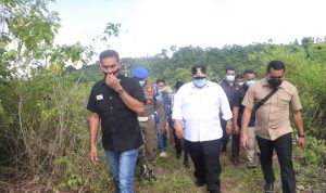 Gubernur Tinjau Lokasi Pembuatan Patung Sultan Himayatuddin