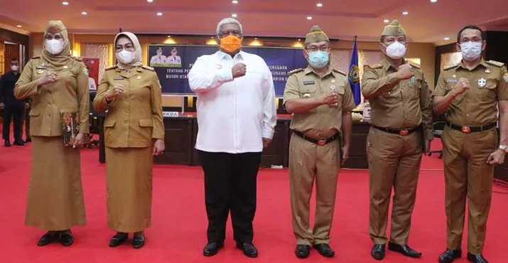 Ini Pesan Gubernur kepada Tiga Plh Bupati