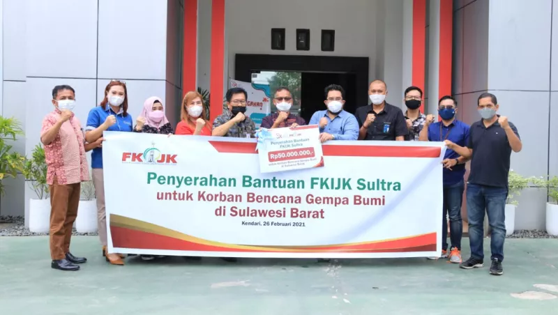 FKIJK Sultra Berikan Bantuan ke Sulbar