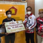 DPD Gerindra Sultra Beri Bantuan Dana Dua Masjid Di Kendari