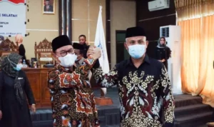 DPRD Konsel.Sahkan Pasangan Surunuddin - Rasyid